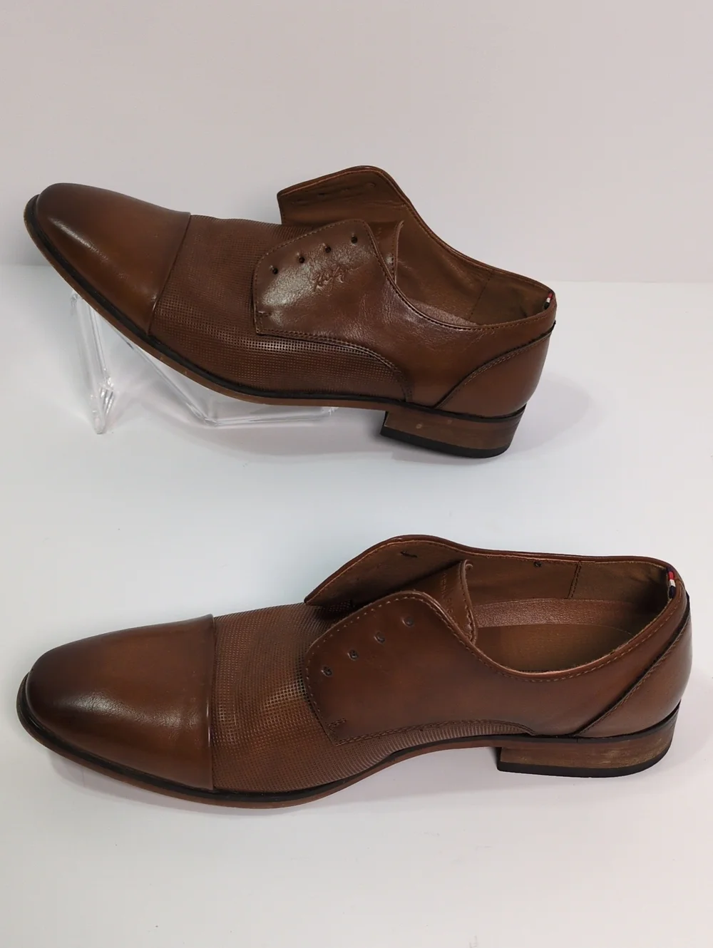 Tommy Hilfiger Mens Sheldon Cap Toe Derby Oxfords Brown Textured PU Size 9 M